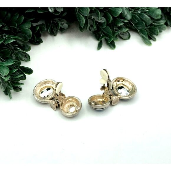 Vintage Silver-Tone Clip-On Earrings With Blue Faceted Glass Stones - Picture 5 of 5